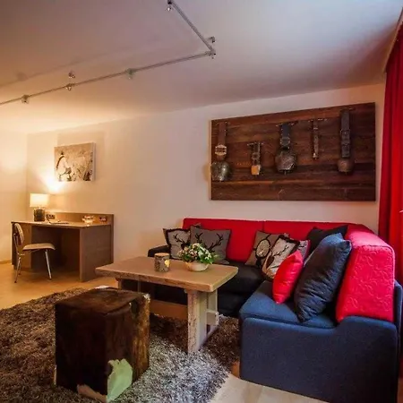 Chalet Platzhirsch * אוברסטדורף