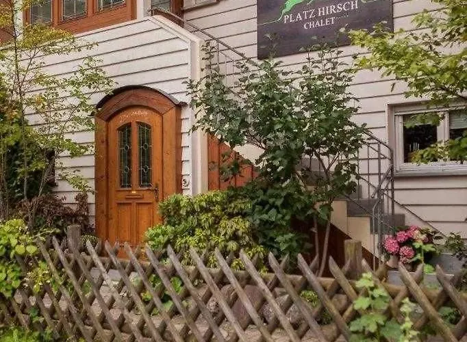 別荘 Chalet Platzhirsch オーベルストドルフ