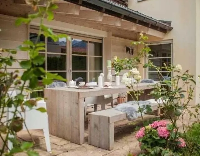 Chalet Platzhirsch בית נופש *