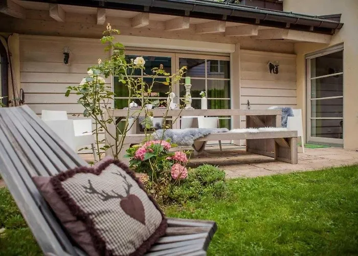 בית נופש Chalet Platzhirsch *